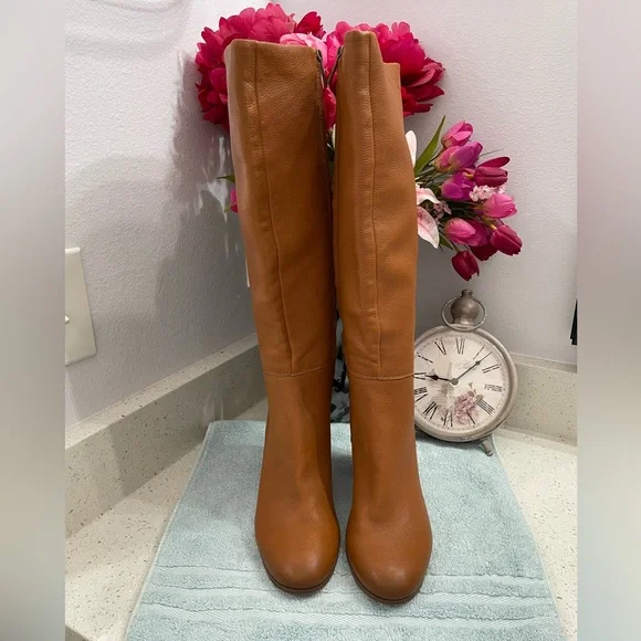 Kenneth Cole Tan Knee Boots - Picture 2 of 16